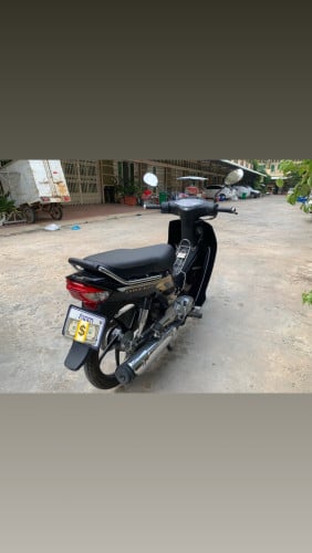 លក់សង់ 026 តម្លៃ 1980$ មានកាតគ្រី