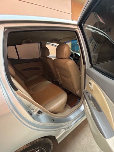 ឡានលក់ឆ្នាំ 04 SLX ឯកសារម្ចាស់ដើមទី១
