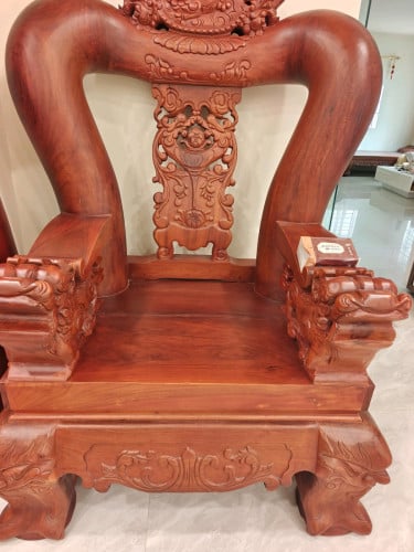 ចង់លក់សាឡុងយក្សធ្នង់សុទ្ធ1ឈុត 10គ្រាប់