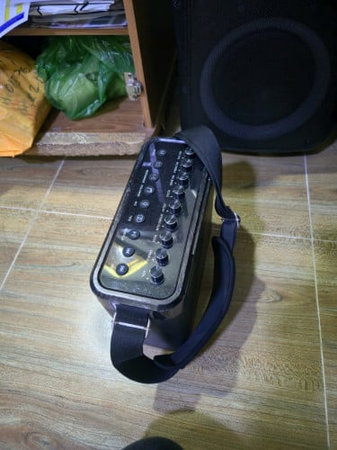 សំលេង200w មានមេក្រូច្រៀងពិរោះ អាចយកធ្វើមេតទៅប៉ាសផ្សេងធ្វើជាមេក្រូច្រៀងបាន