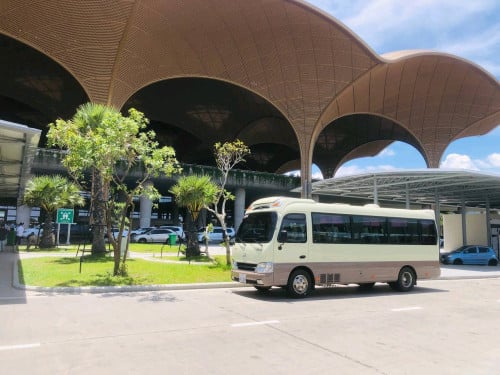 រថយន្តទេសចរណ៍ 25ខេត្តក្រុង