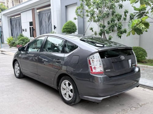 មានលុយ 4000$ អាចរំលស់យក Prius08 ក្រដាស់ពន្ឌយកប្រើភ្លាម