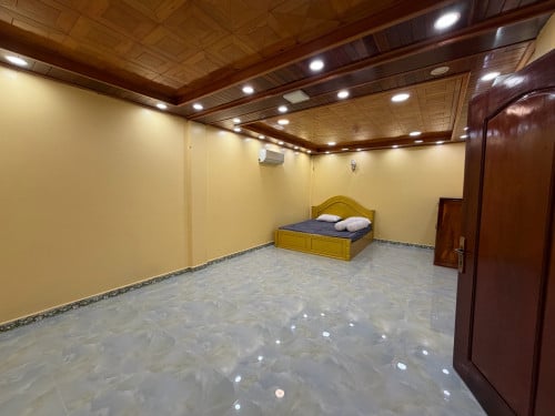 នៅជាប់មាត់ទឹកមាន 7 កន្ទប់គេង។ ទីតាំងនៅខេត្តកោះកុងស្រុកស្រែអំបិលតម្លៃអាចចរចាគ្នាបាន។