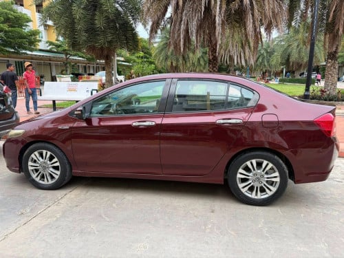 ឡានលក់ $8,500 (ចរចា)