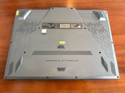 កប់ ASUS Zephyrus 15’ Inch GX550 LWS Dual 2 Screen CPU Core i7 RAM 32Gb SSD 2TBScreen2: Touch Screen