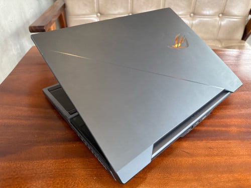 កប់ ASUS Zephyrus 15’ Inch GX550 LWS Dual 2 Screen CPU Core i7 RAM 32Gb SSD 2TBScreen2: Touch Screen