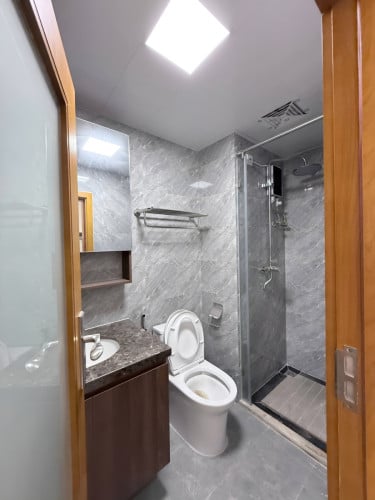 ๐
๐จ๐ซ ๐๐๐ง๐ญ: Brand New Condo For Rent โ Wat Phnom, Nigh Market