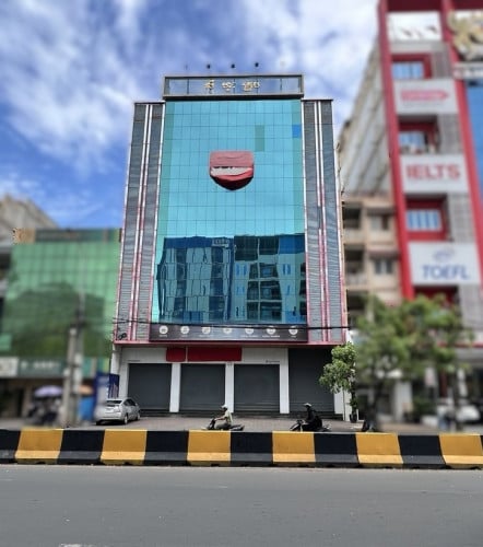 អគារសម្រាប់ជួលនៅទួលគោក/ Building for Rent at Toul Kork.