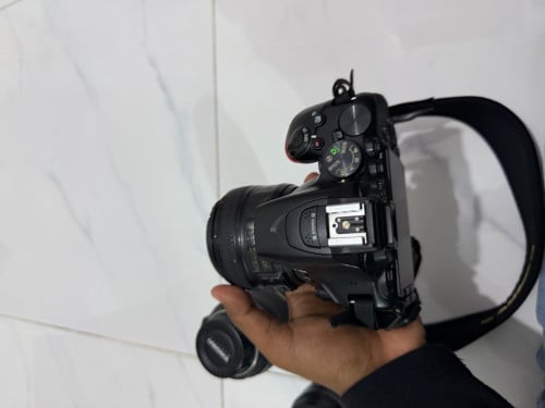 លក់ Camera Nikon 5500 ស្អាតដូចថ្មី មាន Len ៣ គ្រាប់ និង memory 32G និងថ្ម២គ្រាប់