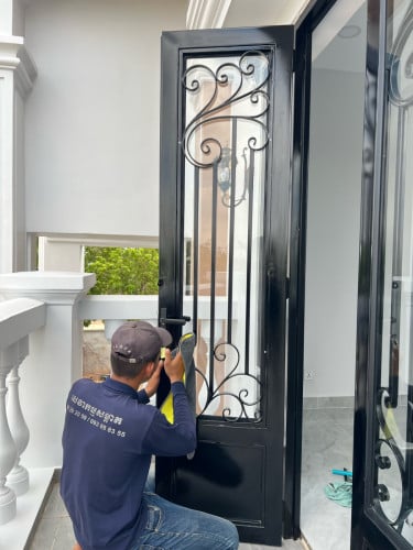 សេវាកម្មសម្អាតផ្ទះ Deep Clean & Light Clean