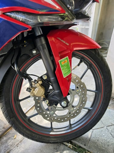 លក់ឬដូរ honda winer R 2026 ម៉ូតូនៅខ្ចីណាស់បងប្អូន