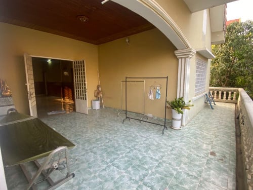 ផ្ទះលក់នៅក្រុងតាខ្មៅ | House for sale at Krong Ta Khmav