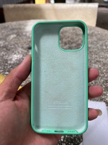 ចង់លក់ខេសiPhone 13miniលក់តែ5ពាន់រៀល