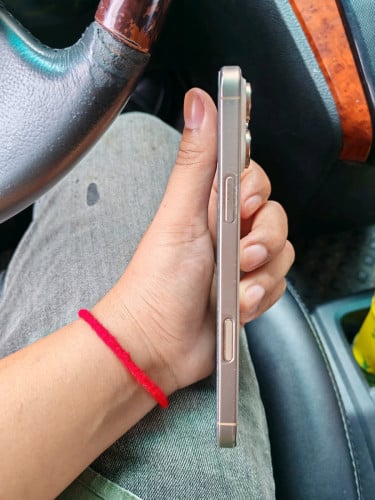 លក់ទូរសព្ទIPHONE16promex មិនដែលដោះកាលទិញប្រអបថ្មី99%លក់
