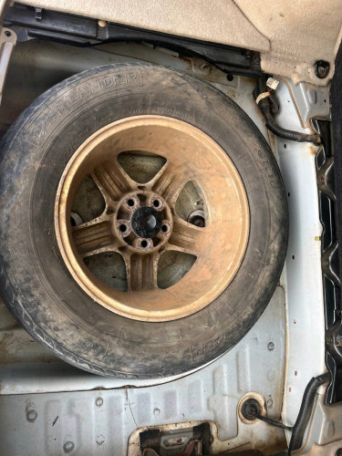 ឡានលក់ចង់ដូរសេរីLexus RX 300 02 pong1