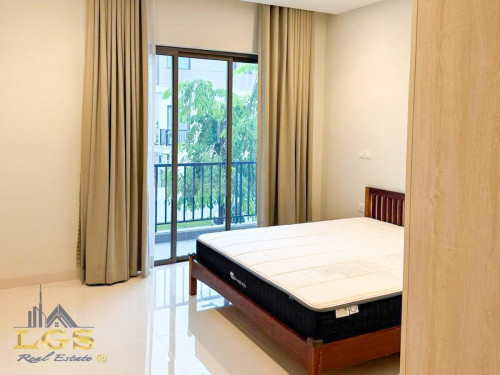 វីឡាកូនកាត់ សម្រាប់ជួល | Link House For Rent