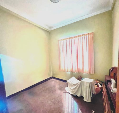 ផ្ទះសម្រាប់លក់ នៅទឹកថ្លា ជិត Midtown Mall | ទីតាំងល្អ សម្រាប់រស់នៅ និងវិនិយោគ