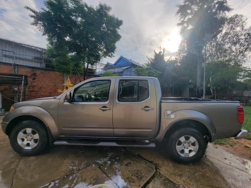លក់Nissan Navara 2013