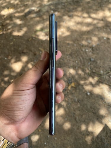 លក់ note 20 ultra ក្រុមហ៊ុន