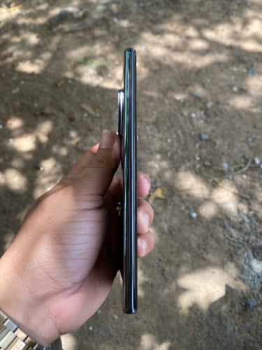 លក់ note 20 ultra ក្រុមហ៊ុន