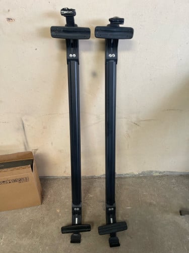 លក់ដែកស៊ុមលើដំបូលរថយន្ត Prius  (Roof Rack Crossbar)