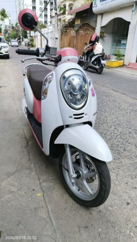ម៉ូតូScoopyi015លក់750$មានពន្ធ