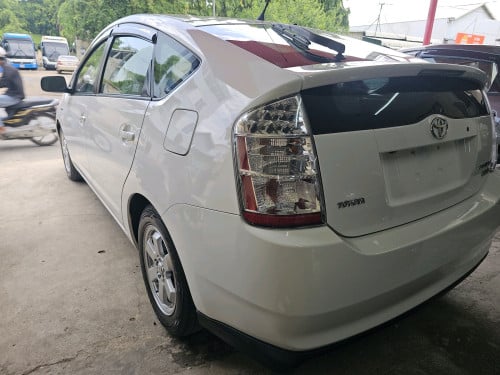 ឡានលក់ម៉ាក់toyota
