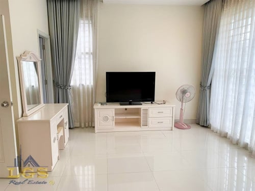 វីឡាភ្លោះ សម្រាប់ជួល | Twin Villa for Rent