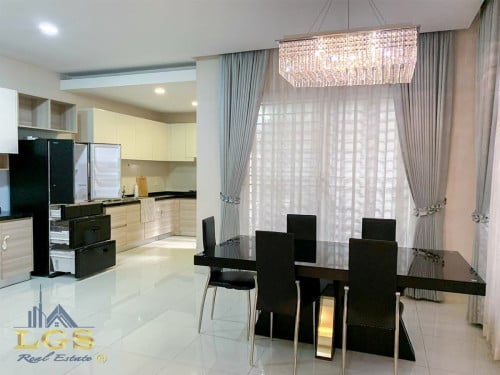 វីឡាភ្លោះ សម្រាប់ជួល | Twin Villa for Rent