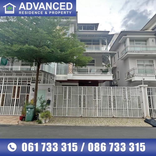 🏘 វីឡាភ្លោះ (Twin) ក្នុងបុរី អ័រគីដេវីឡា ដឹរ៉ូយ៉ាល់ (ផ្លូវ2004) ត្រូវការលក់បន្ទាន់ខ្លាំង