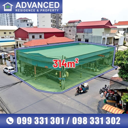 🏠 ឃ្លាំង (កែង) នៅជិតមហាវិថីព្រះមុនីវង្ស (93) ត្រូវការលក់បន្ទាន់ខ្លាំង (កូដ៖ A03-064293)