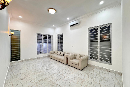 🏠 វីឡាទោល នៅជិតមហាវិថីម៉ៅសេទុង ត្រូវការលក់បន្ទាន់ខ្លាំង (កូដ៖ A03-059572)
