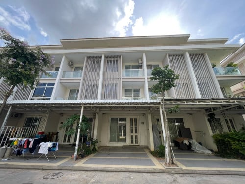🏡 វីឡាកូនកាត់សំរាប់ជួលនៅបុរី ជីបម៉ុង សែនសុខ / Link Villa rent in Borey Chip Mong Sen Sok