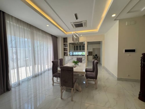 ๐ก แแธแกแถแแแแธแ แแแแแถแแแแฝแ | Prince Villa for Rent