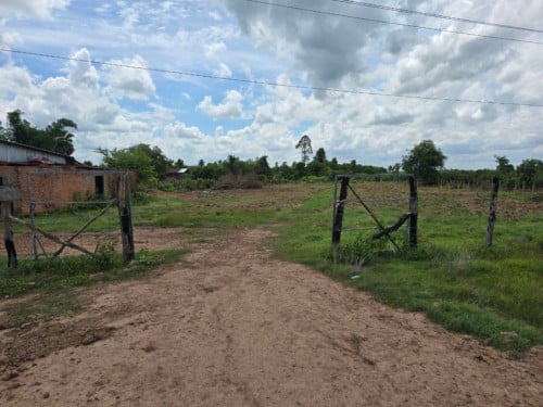 ๐ฆLand Available for Urgent Sale at a Special Price (Negotiable).