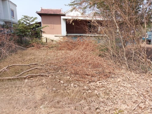 ๐ฆLand Available for Urgent Sale at a Special Price (Negotiable).