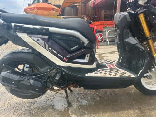 លក់ម៉ូតូZoomer X
