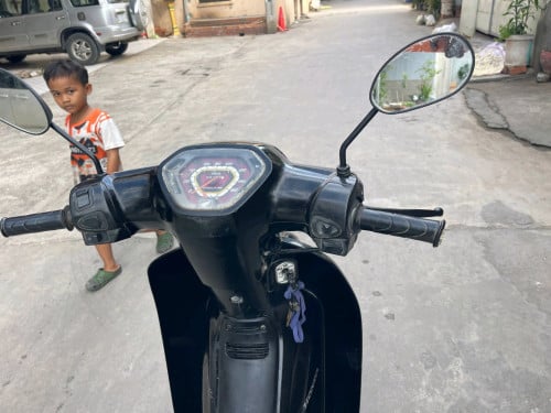 012 ប្រើប៊ិច កាតគ្រី។
