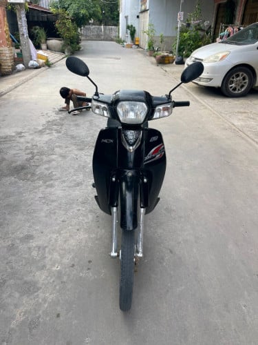 012 ប្រើប៊ិច កាតគ្រី។