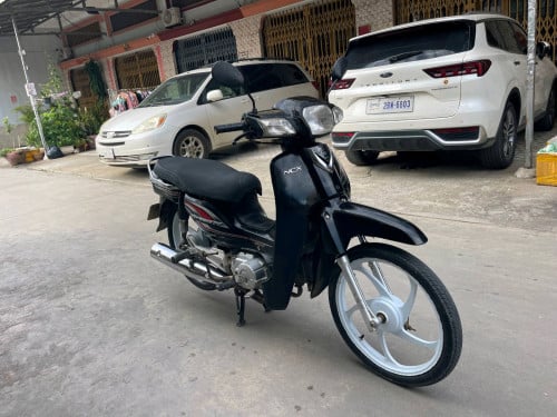012 ប្រើប៊ិច កាតគ្រី។