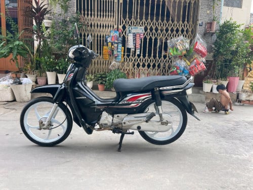 012 ប្រើប៊ិច កាតគ្រី។