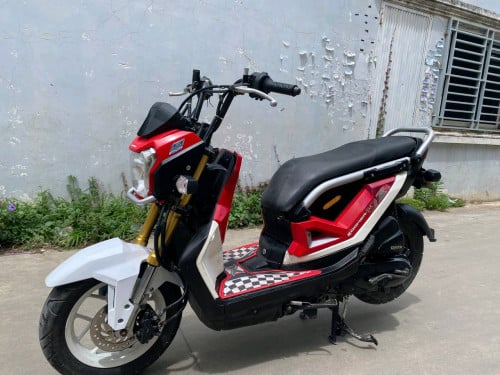 016 កាតគ្រី zoomer