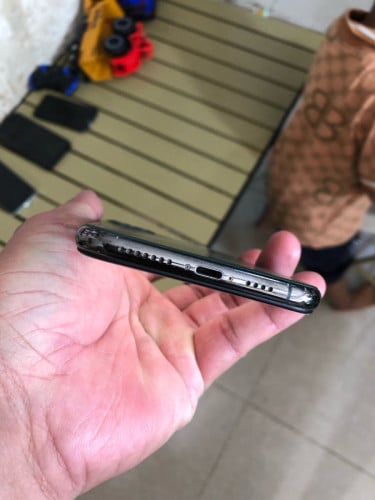 11pm iCloud ប្រើបានមេម៉ូរី256G អេក្រង់gx inceel