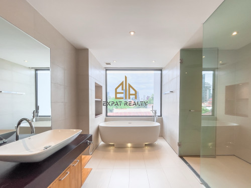 2 bedroom at Phnom Penh 240 Condo for rent- Tonle Basac -Phnom Penh.