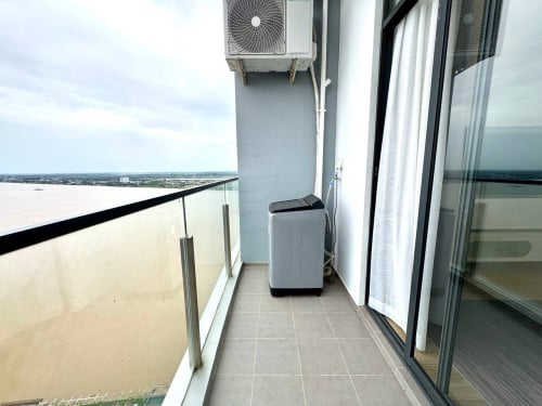 2 Bedroom Loft at Morgan Condo