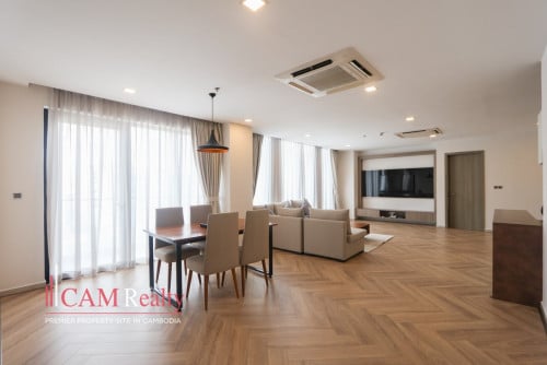 2 Bedroom Serviced Apartment For Rent in BKK1