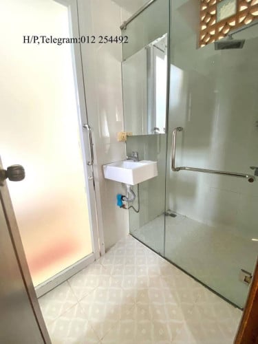 2 Beds Furnished Elevator Apartment for Rent