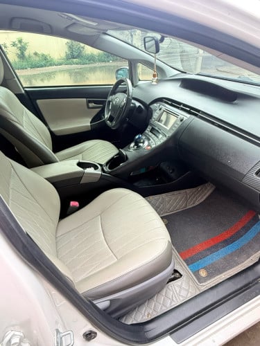2012 Prius Option3 លេខ2CD ឡានស្អាត លេងហើយម៉ាស្អាត
