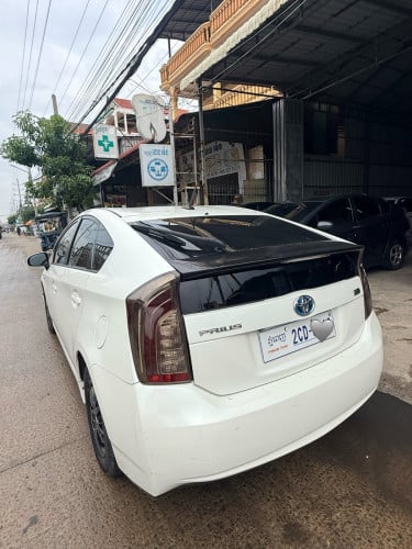 2012 Prius Option3 លេខ2CD ឡានស្អាត លេងហើយម៉ាស្អាត