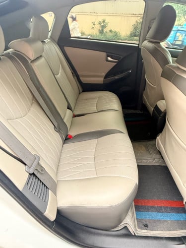 2012 Prius Option3 លេខ2CD ឡានស្អាត លេងហើយម៉ាស្អាត